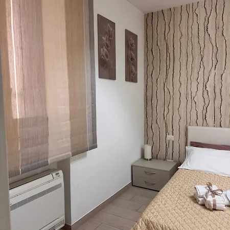Serena's * Matera